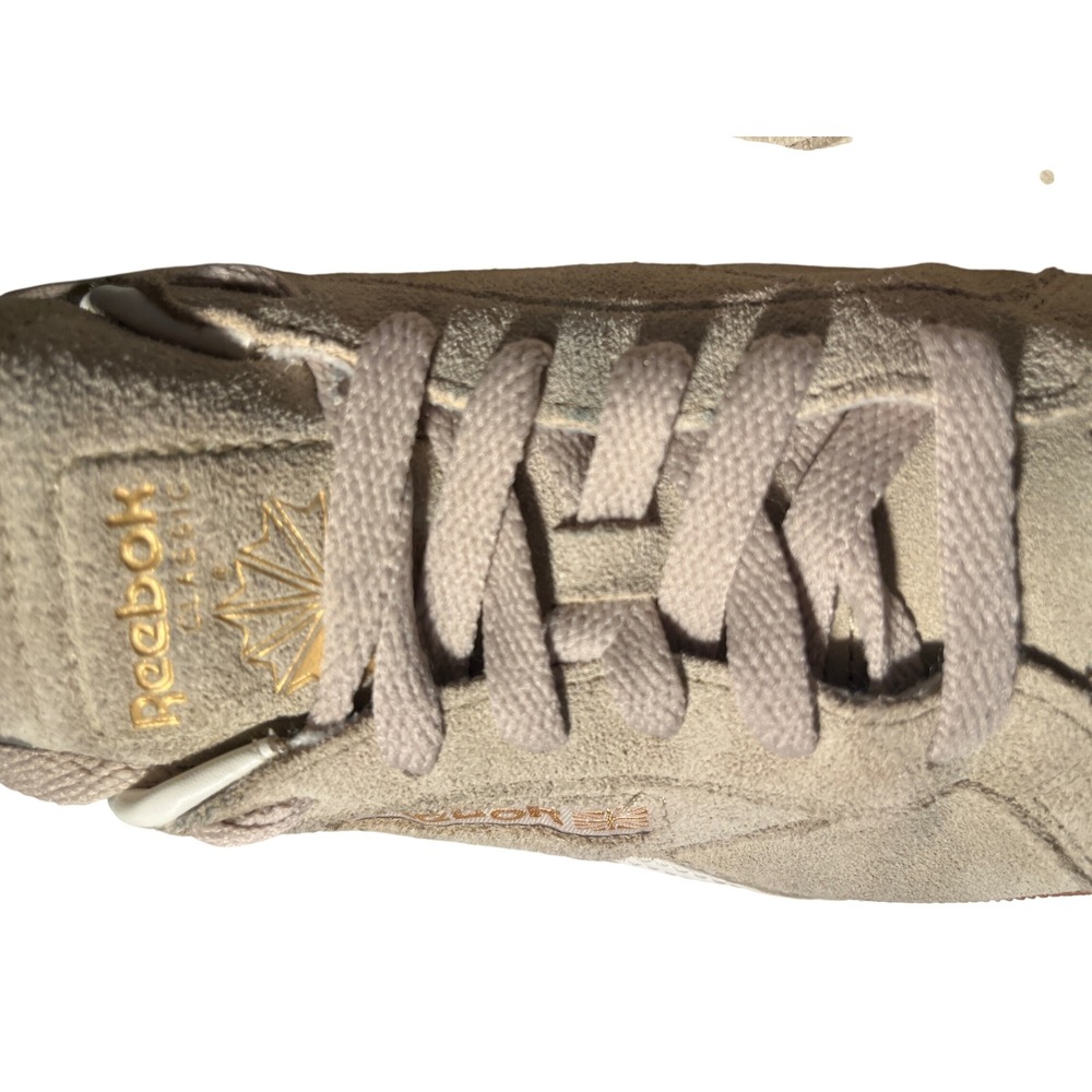 Reebok Club C 85 Suede Gum Sole Sneakers Tan Beige Classic Casual Size 8 - Picture 10 of 10